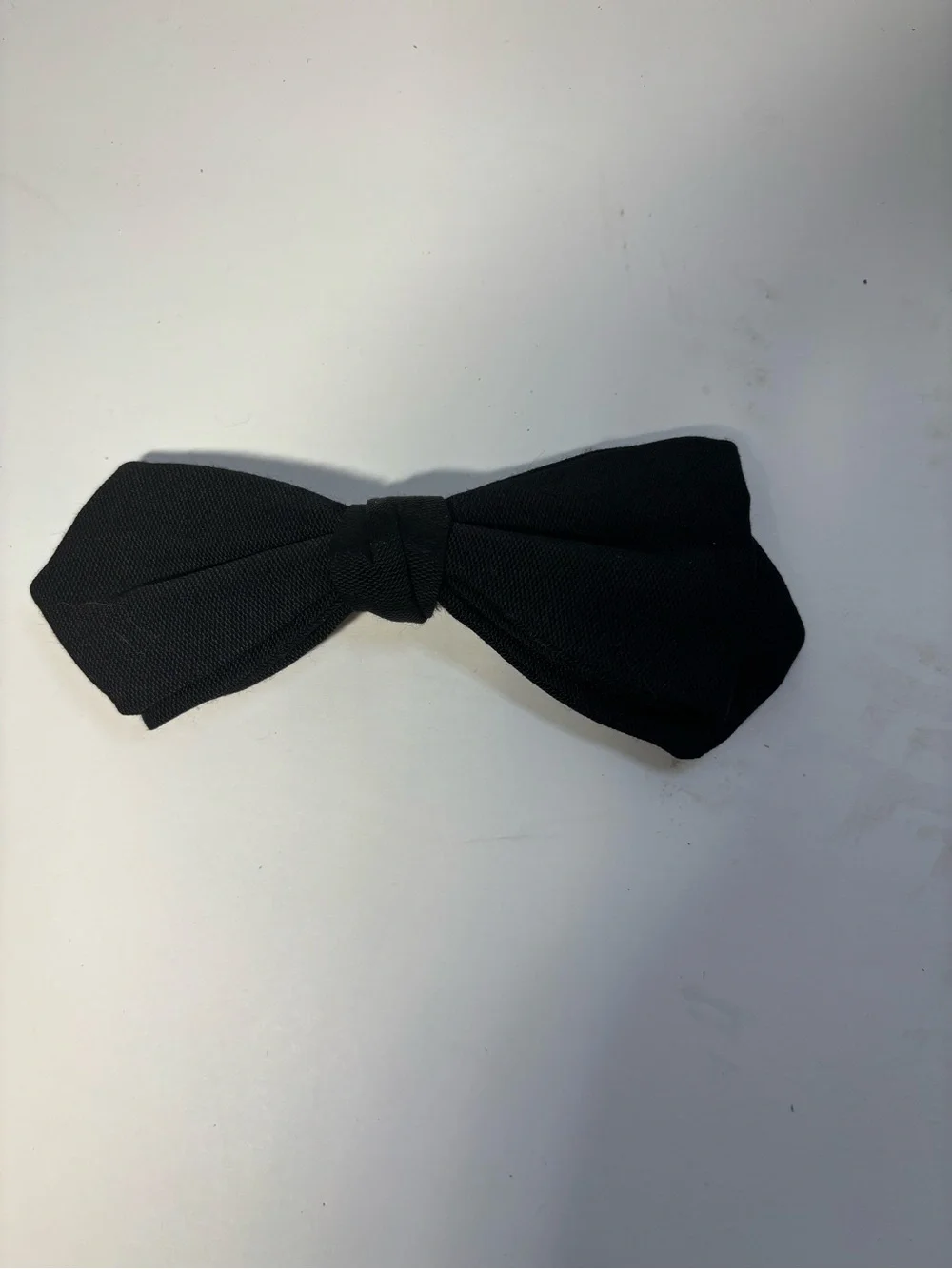 Classic Black Fabric boys/young Men’s bow tie clip on